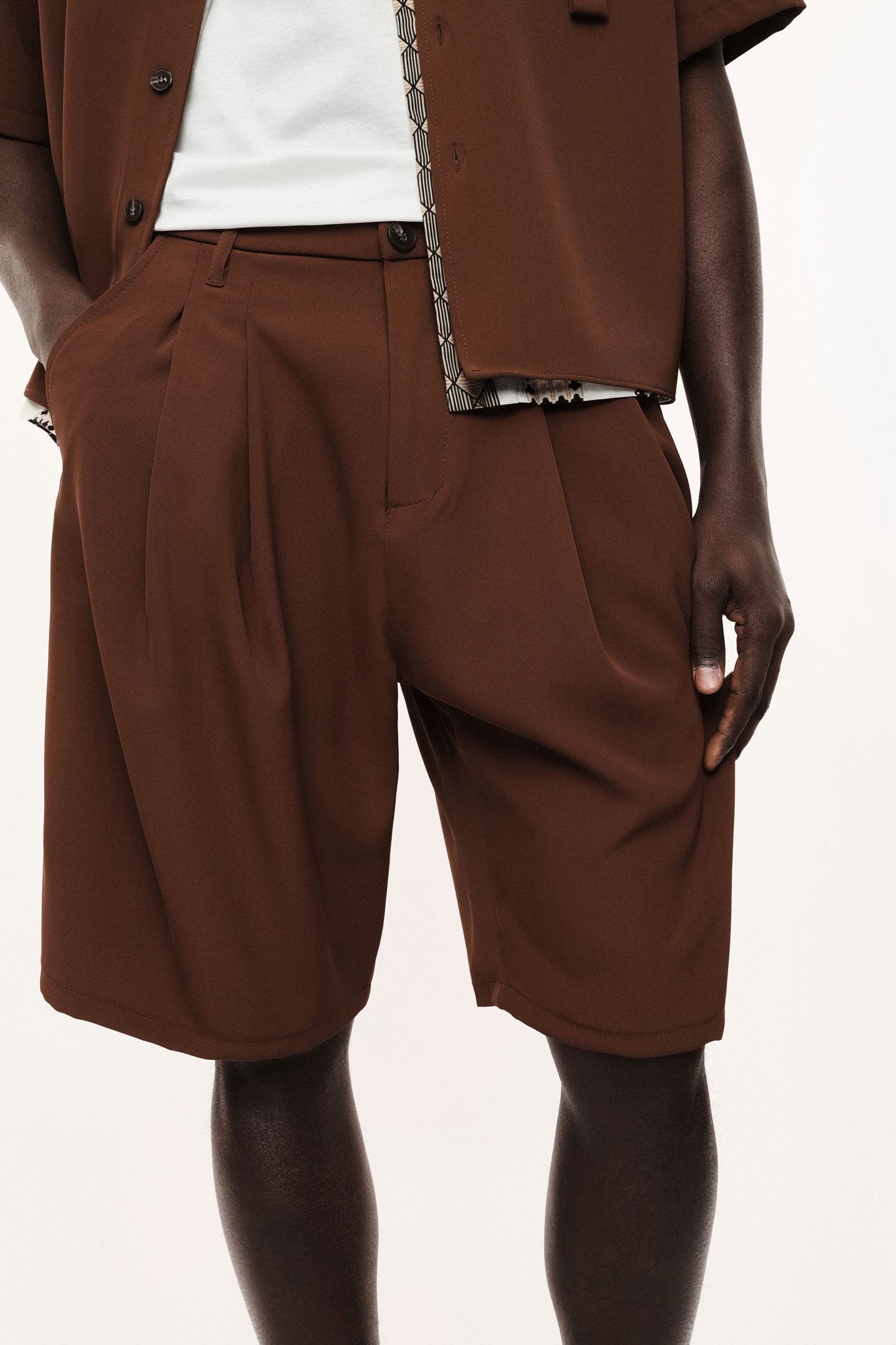 BERMUDA UOMO  REGULAR FIT CON PINCES E TASCHE LATERALI COLORE NUTELLA  - IMPERIAL - ART. D155LCY