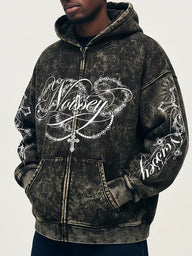 FELPA NOISSEY CON CAPPUCCIO SQUADRATA ZIP E STAMPA CROCI CON COLLANA DI PERLE