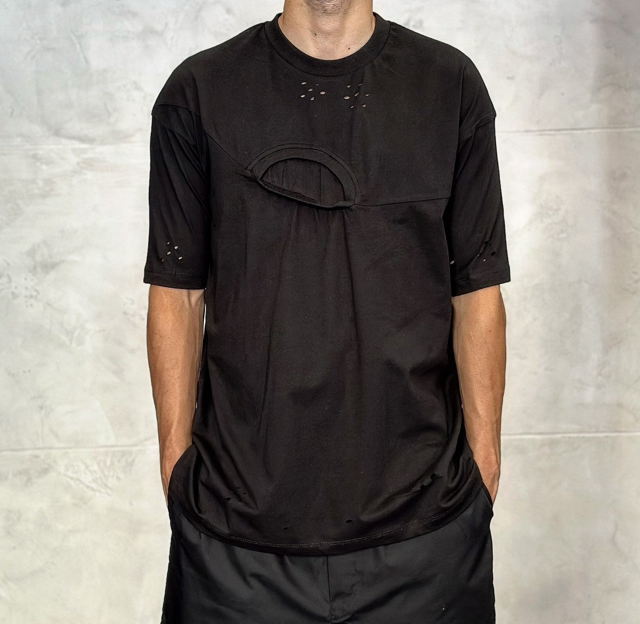T-SHIRT DOPPIO COLLO OVERSIZE - DAMN STUDIOS -  ART. DAMN9 - COL. NERO