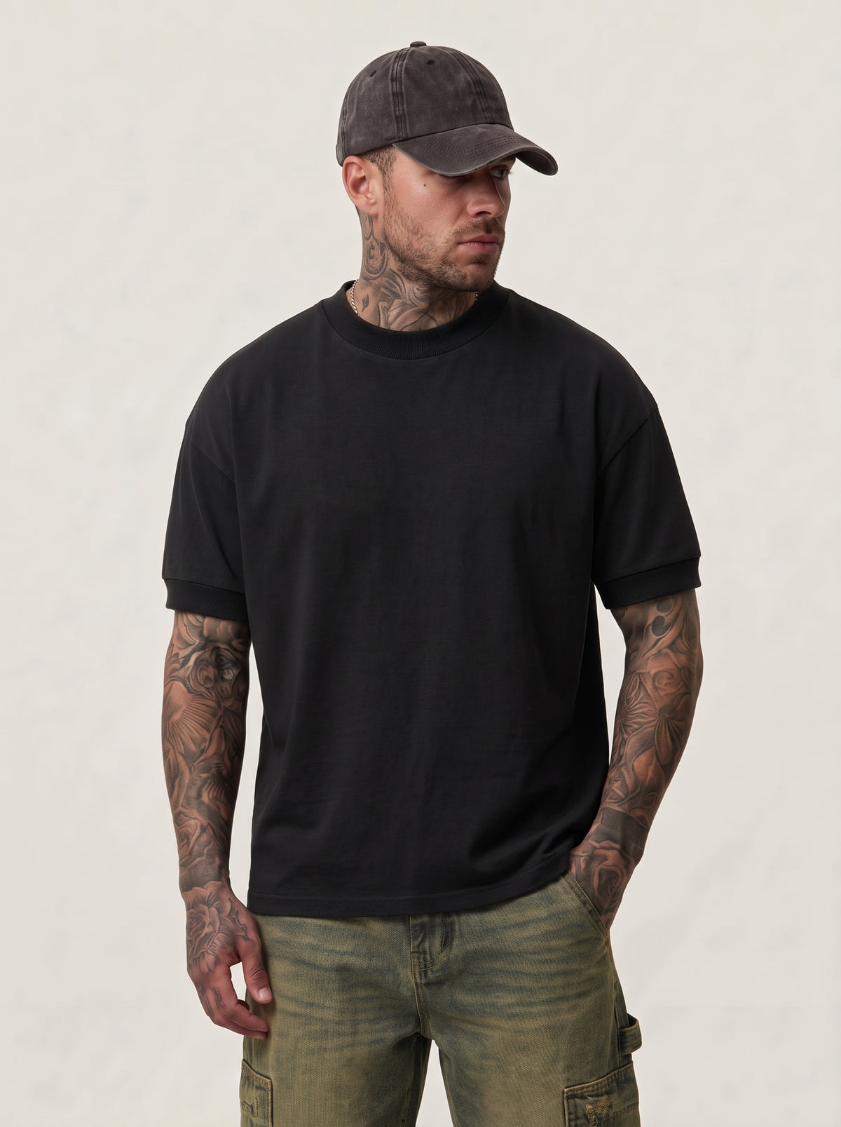 T-SHIRT NEW JOB BRAND BASICA CON POLSINO SULLA MANICA ART T692