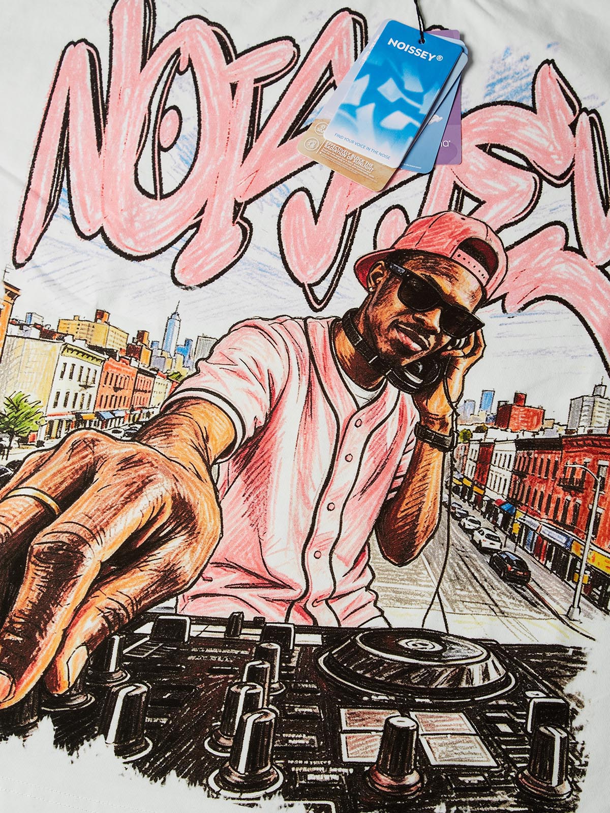 T-SHIRT NOISSEY BOXYFIT OVERSIZE BIANCA ART NILTON DJ