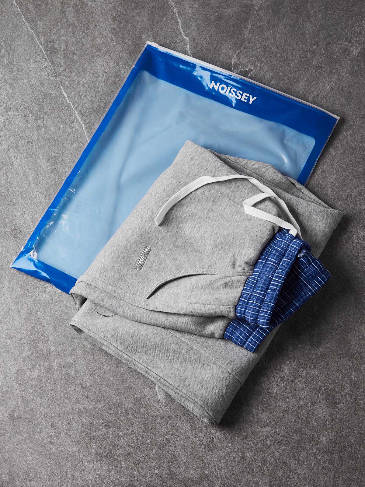 PANTALONI DI TUTA NOISSEY CON ELASTCO IN VITA A QUADRI E GAMBA CURVA STREETWEAR