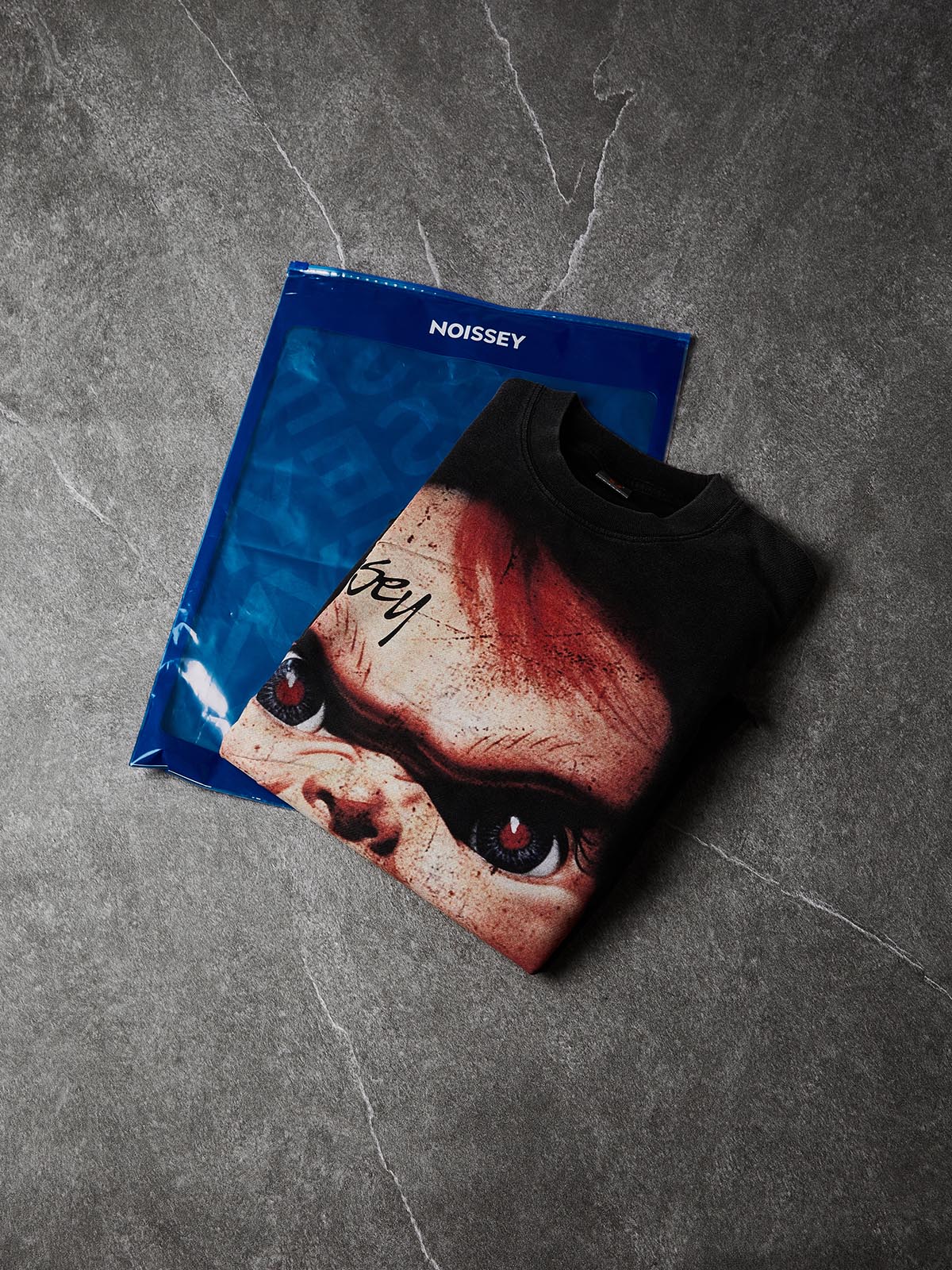 T-SHIRT NOISSEY  BLACK  BOXYFIT OVERSIZE TAGLIO VIVO ART CHUCKY