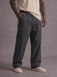 PANTALONE IMPERIAL REGULAR FIT CON PINCE ART P89793D152