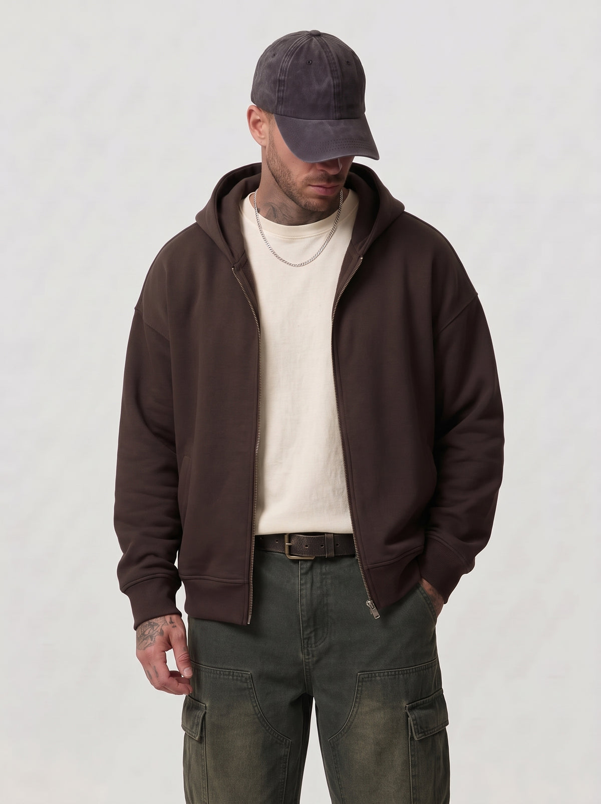 FELPA NEW JOB BRAND CON CAPPUCCIO ZIP OVER BOXY FIT ART GB28