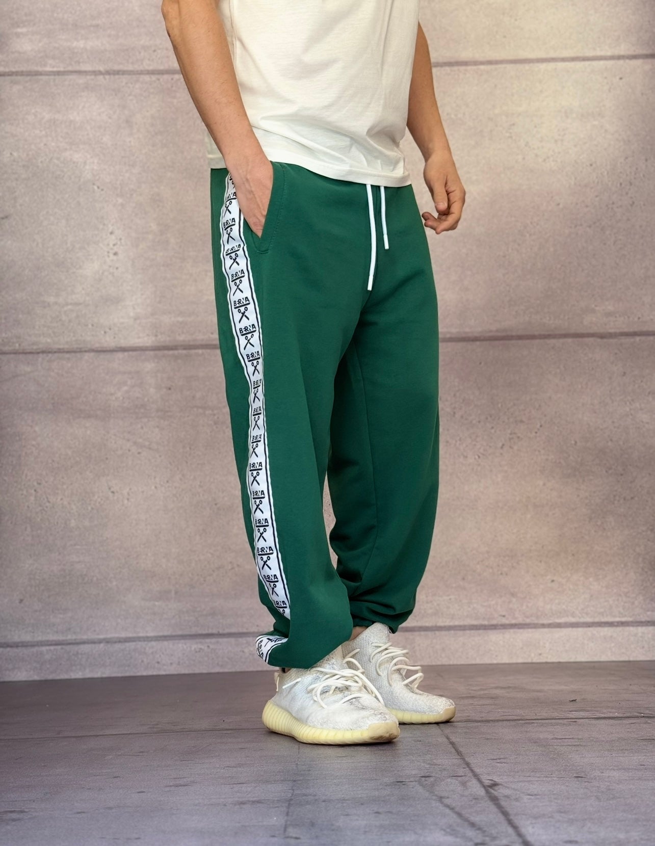 PANTALONE DI TUTA CON POLSINO BANDA SPORTSWEAR - BERNA - ART. 251066