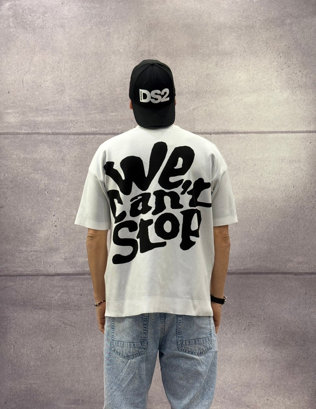 T-SHIRT MAGLIA BOXY WE CAN'T STOP - PLUS EIGHTEEN - ART. TR-6107