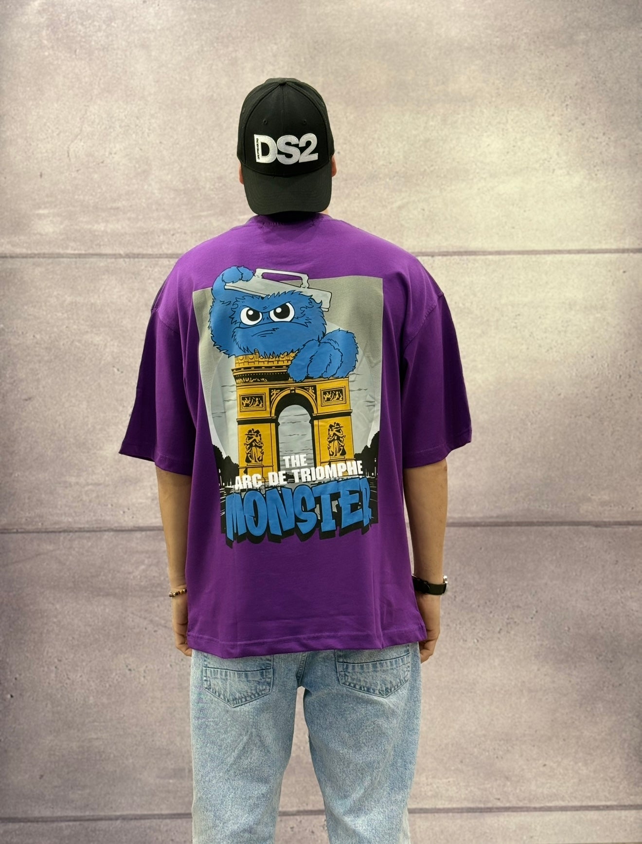 T-SHIRT OVERSIZE OFF THE SYSTEM MONSTER - PLUS EIGHTEEN - ART. ST-6513