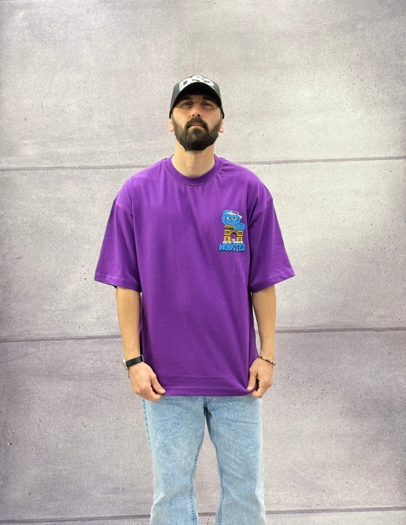 T-SHIRT OVERSIZE OFF THE SYSTEM MONSTER - PLUS EIGHTEEN - ART. ST-6513