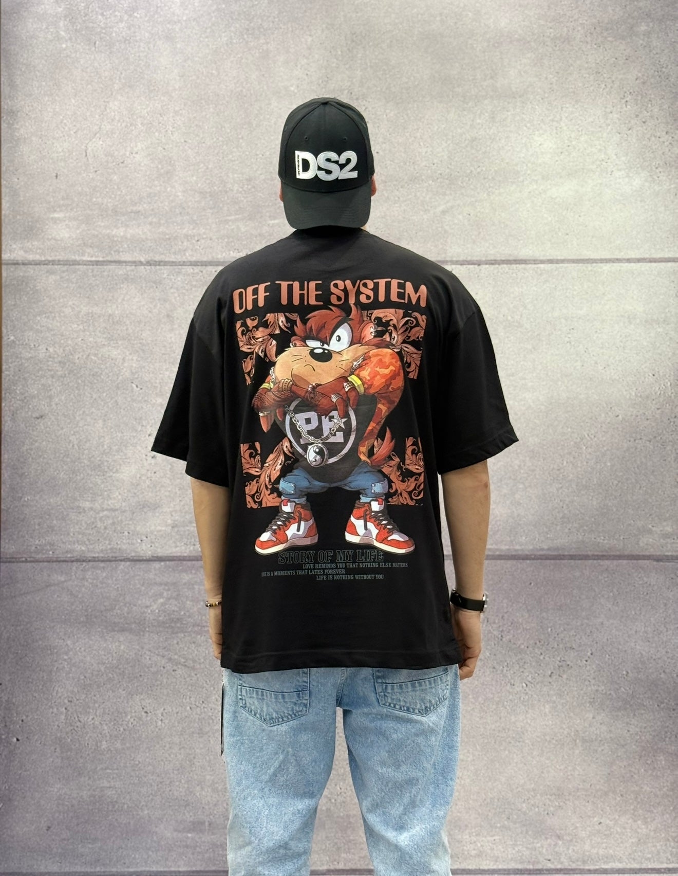 T-SHIRT OVERSIZE OFF THE SYSTEM TAZZ - PLUS EIGHTEEN - ART. OV-6229