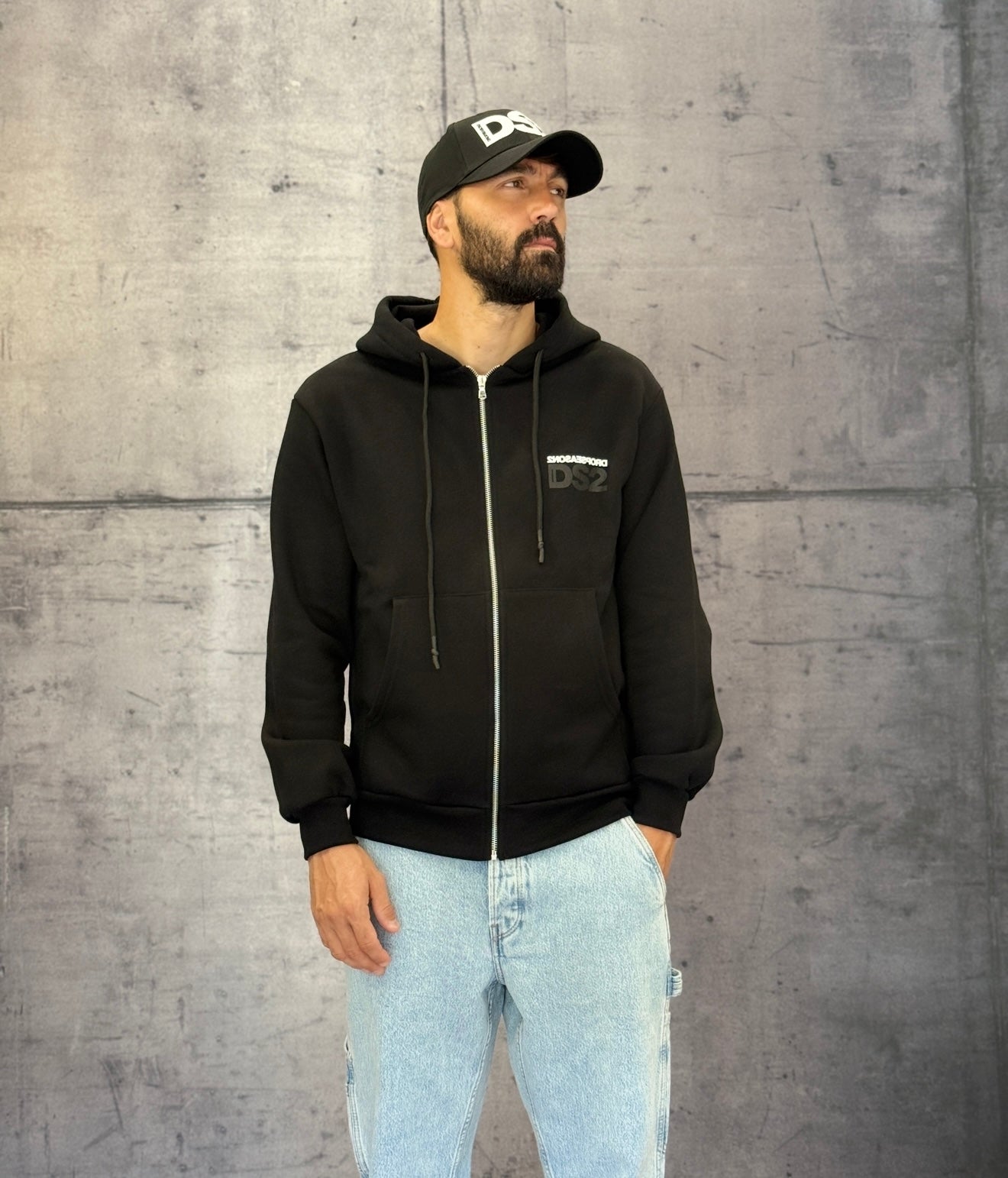 FELPA CON CAPPUCCIO + ZIP STAMPA ORSO - DS2 - ART. FW25277 - COL. NERO