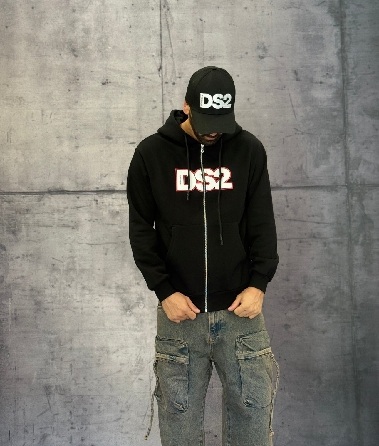 FELPA CON CAPPUCCIO + ZIP STAMPA LOGO - DS2 - ART. FW25233 - COL. NERO