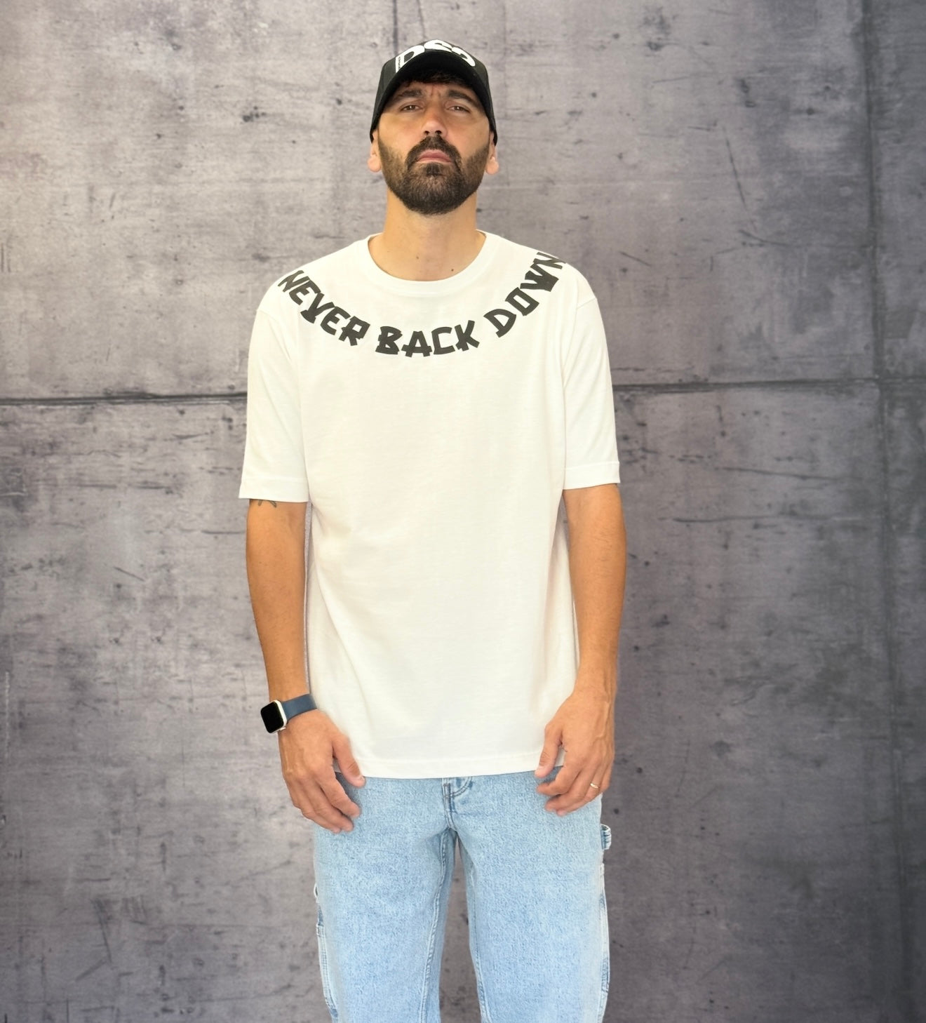 T-SHIRT NEVER BACK DOWN - BERNA - ART. 252089