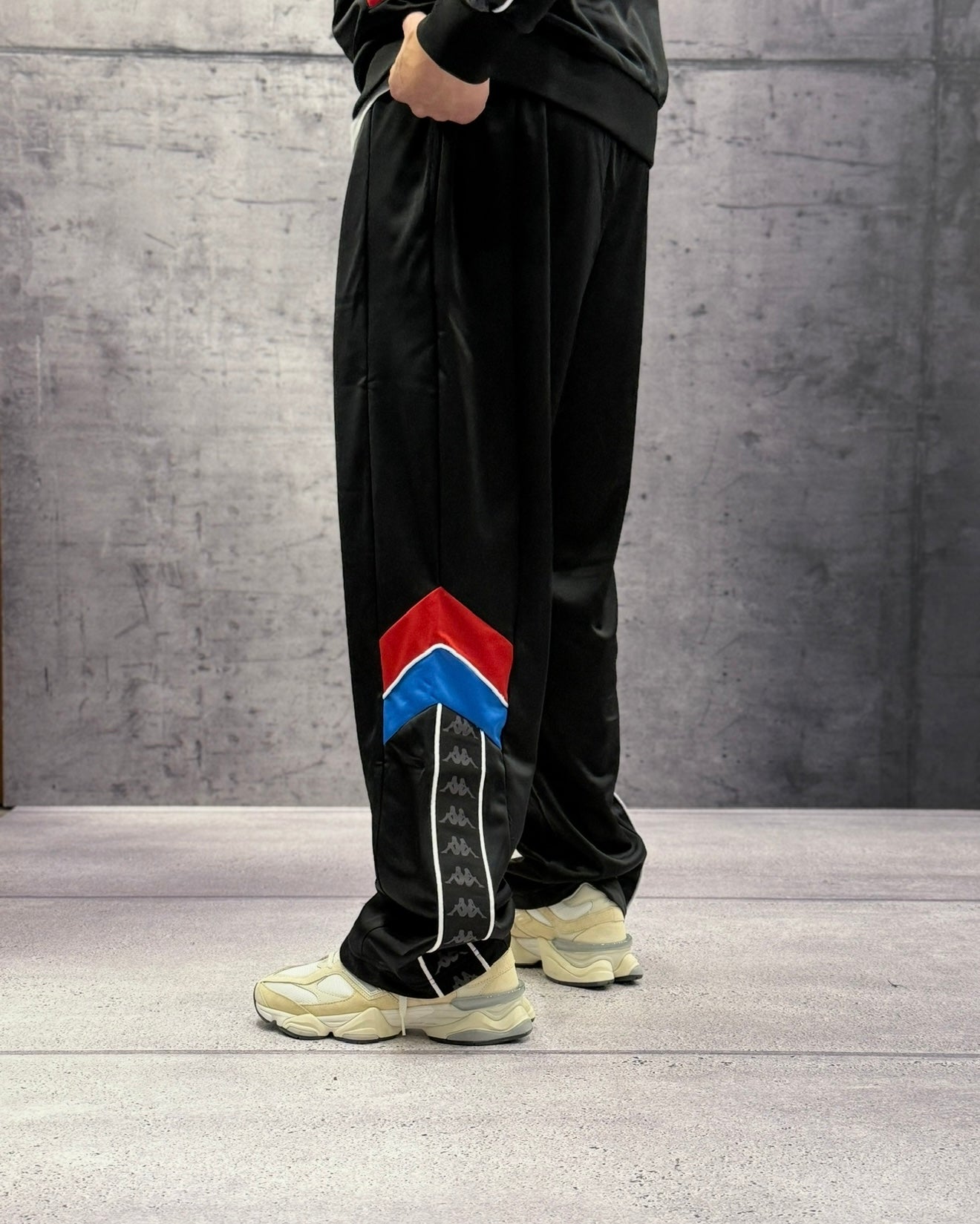 TUTA 222 BANDA ORESTE - KAPPA - ART. 351W4RW - COL. Black -Red Racing - Blue Sea (AZ1)