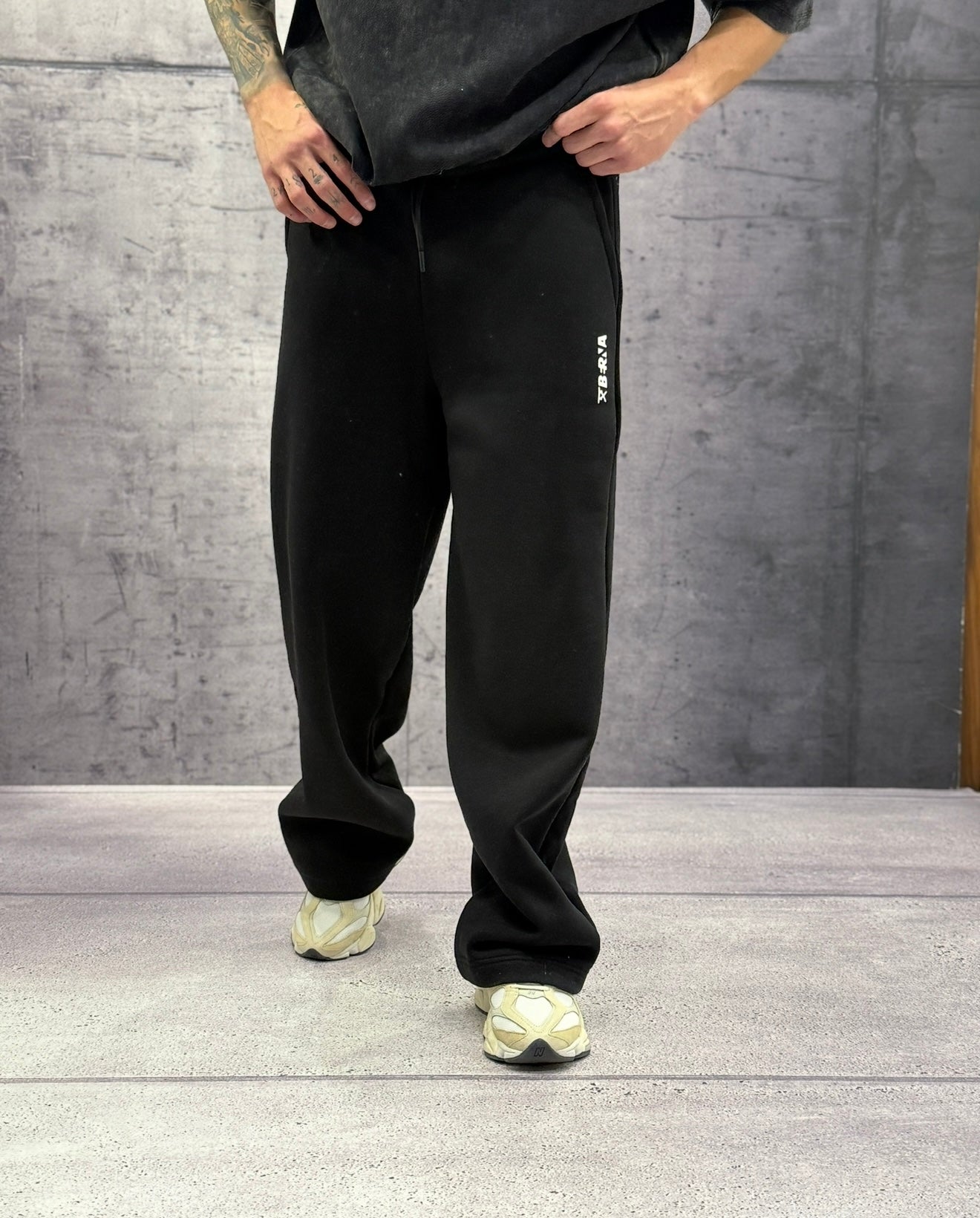 PANTALONE IN  FELPA TUTA PALAZZO - BERNA - ART. 252196