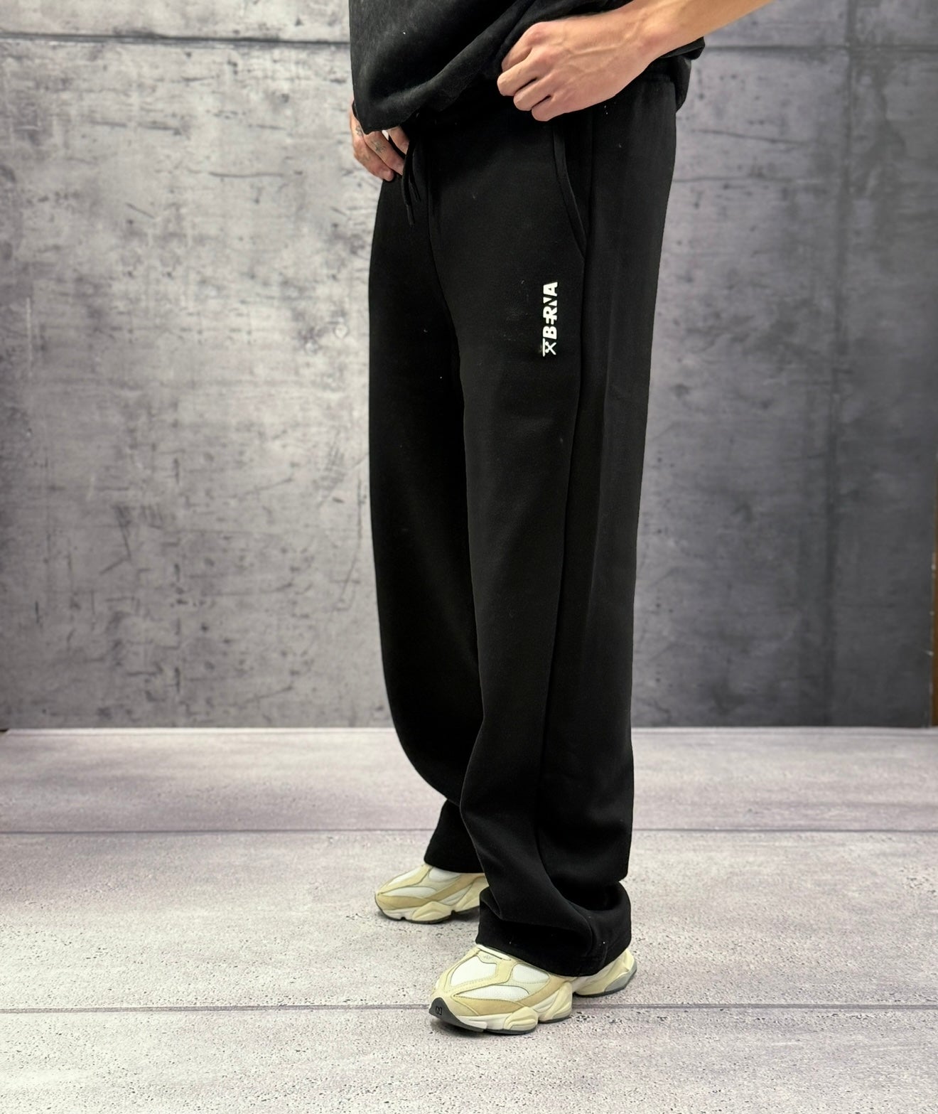 PANTALONE IN  FELPA TUTA PALAZZO - BERNA - ART. 252196