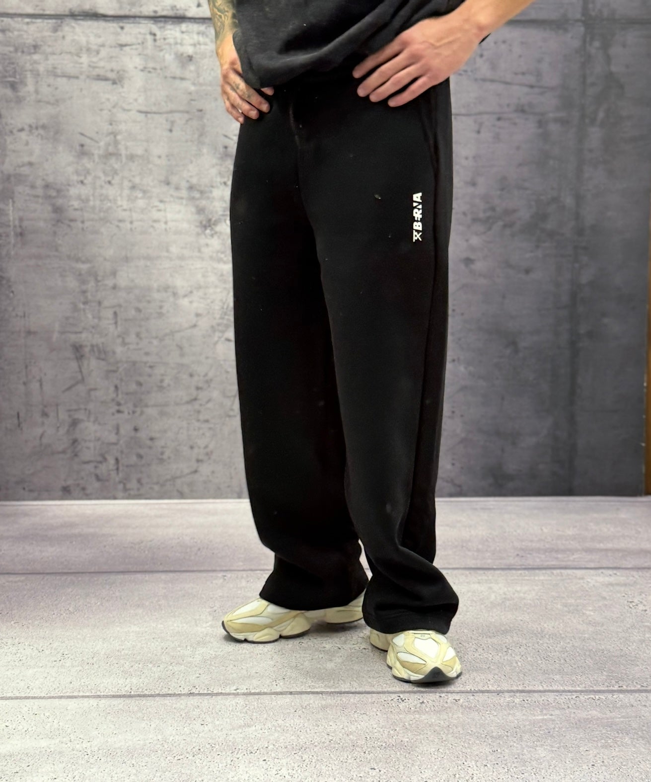 PANTALONE IN  FELPA TUTA PALAZZO - BERNA - ART. 252196