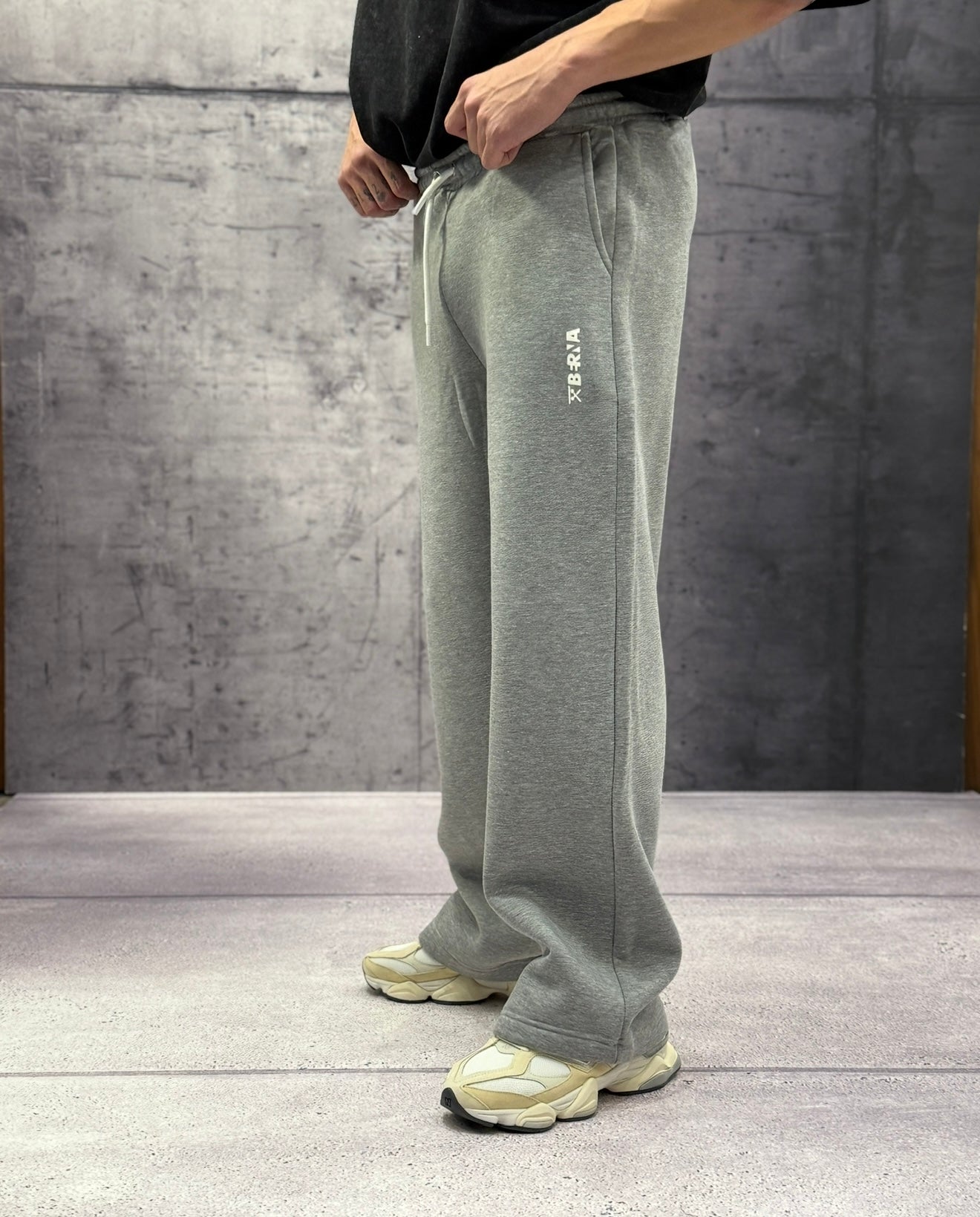 PANTALONE IN  FELPA TUTA PALAZZO - BERNA - ART. 252196