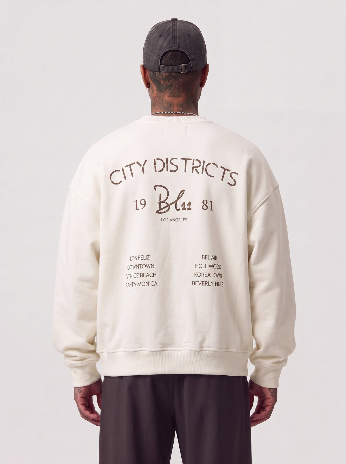 FELPA BL11 GIROCOLLOSTAMPA OFF WHI ART CITYDISTRICT147
