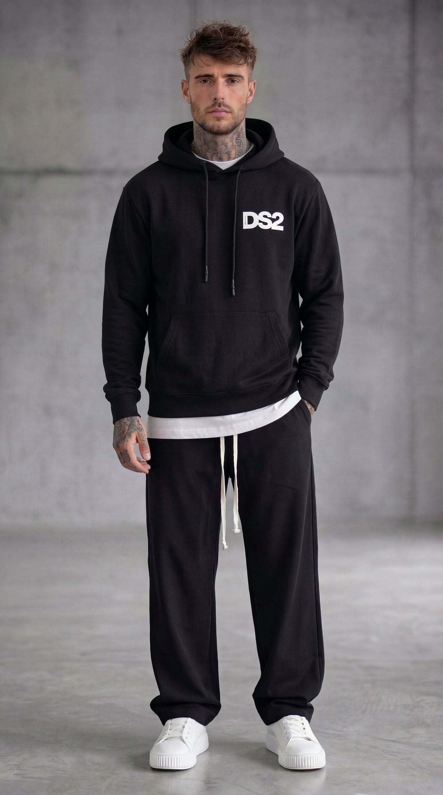 FELPA NERO CON CAPPUCCIO HOODIE - DS2 - ART. SS26274