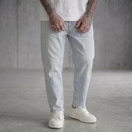 JEANS CARROT BERNA BLEACH  ART 261426-30  MARACANA