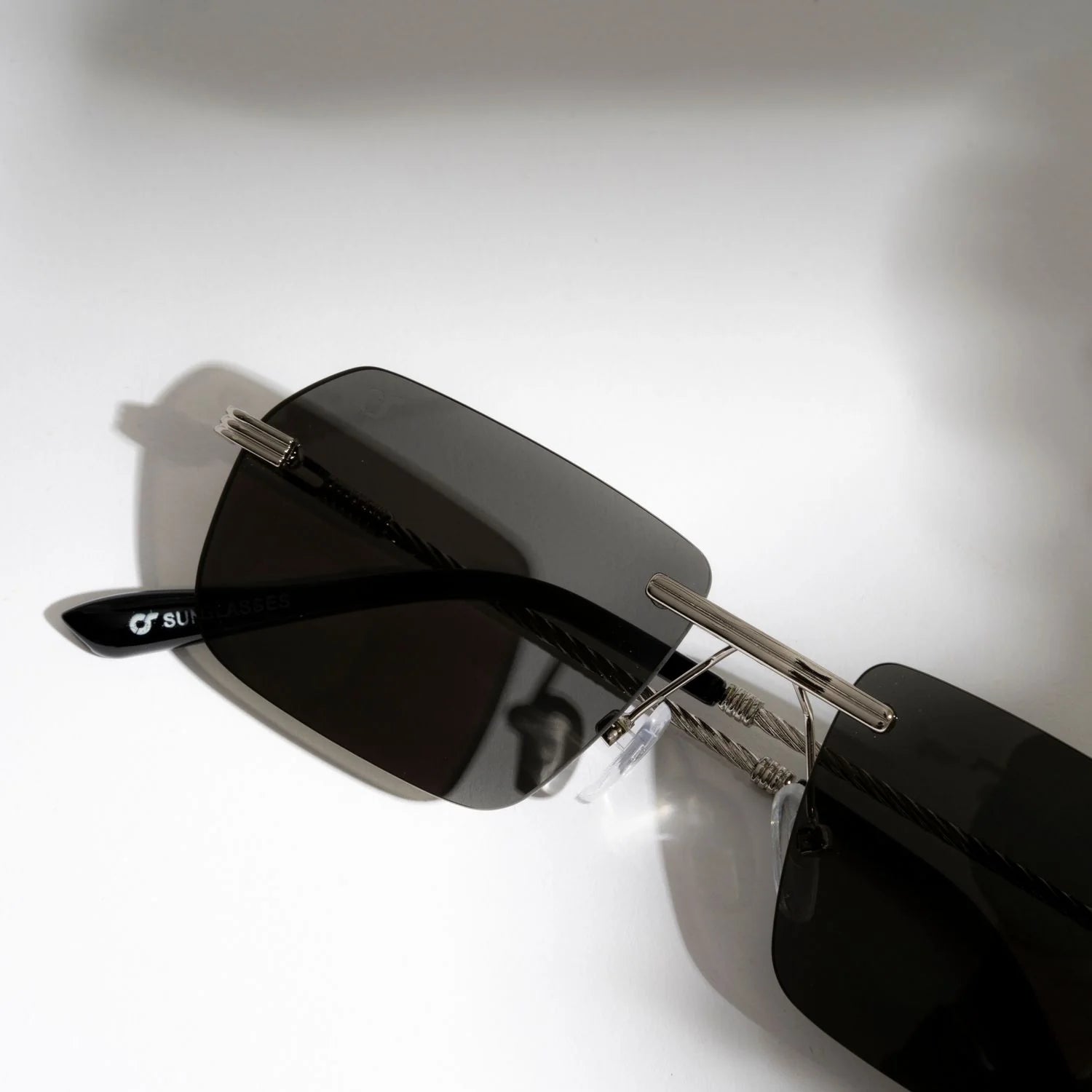 OCCHIALI OS SUNGLASSES  ART MIAMI  COL NERO